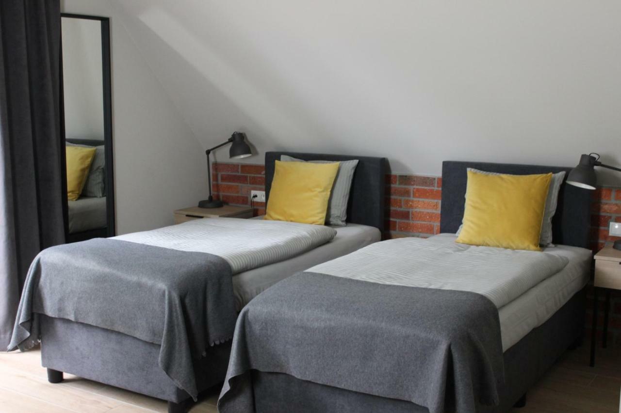 Apartamenty Centrum Park Sowinskiego 19 Zielona Gora  Exterior photo