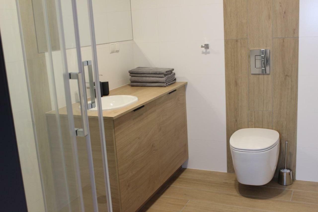 Apartamenty Centrum Park Sowinskiego 19 Zielona Gora  Exterior photo