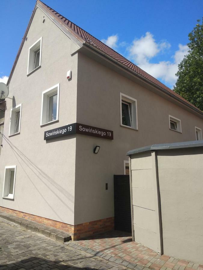Apartamenty Centrum Park Sowinskiego 19 Zielona Gora  Exterior photo