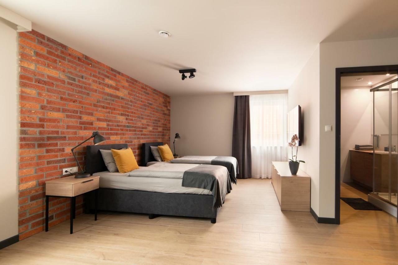 Apartamenty Centrum Park Sowinskiego 19 Zielona Gora  Exterior photo